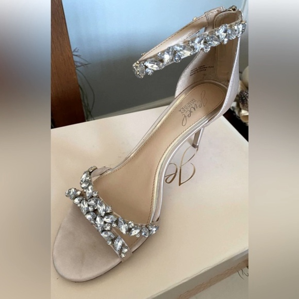 JEWEL BADGLEY MISCHKA Caroline Rhinestone Champagne Ankle Beaded Heels Size 7.5